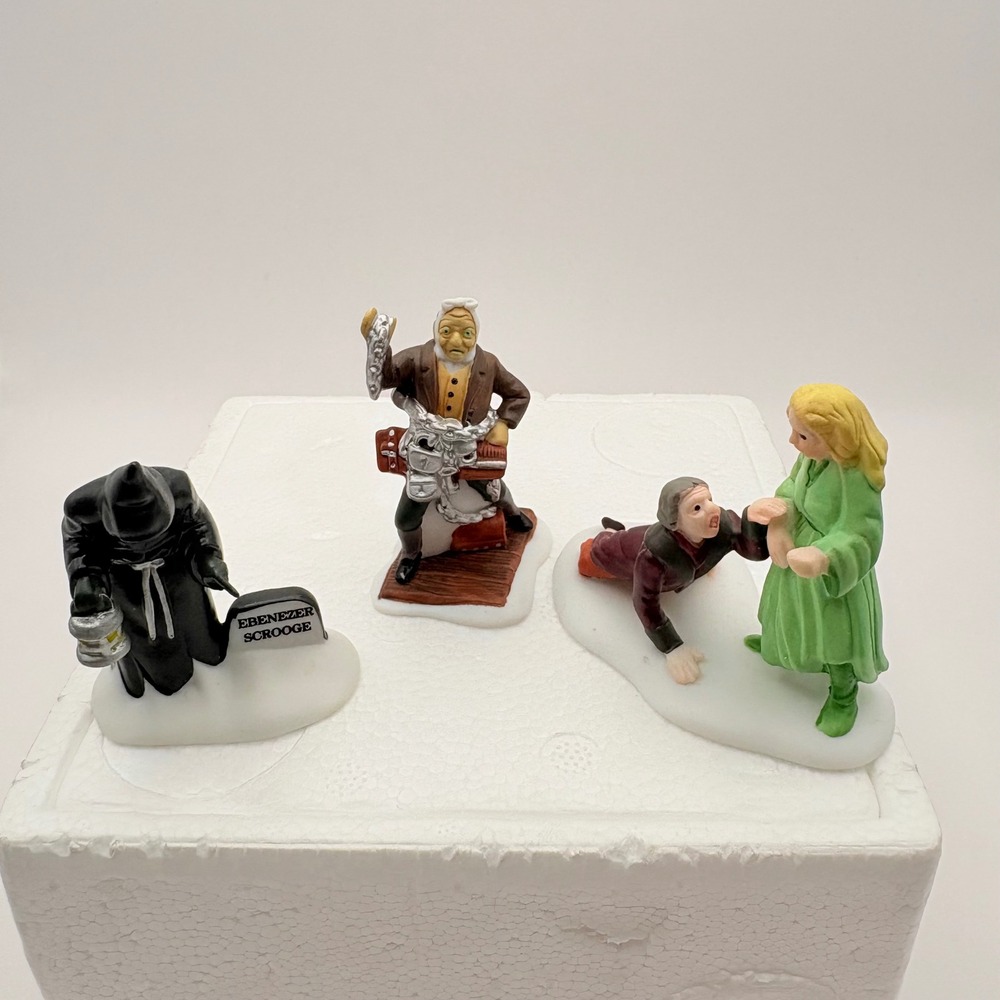 Department 56 Christmas Carol Spirits Set 3 MISSING ONE FIGURINE 5589-1